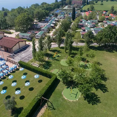营地 皮安特勒露营地 Moniga del Garda